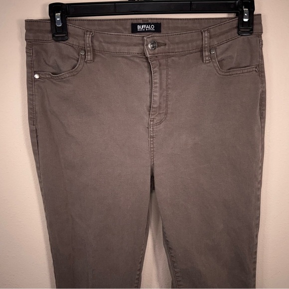 Size 10 David Bitton Buffalo Brown Stretch Jeans Soft Denim Neutral - Picture 4 of 13